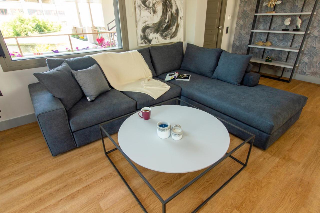 Chic And Minimalistic With Sea View Héraklion