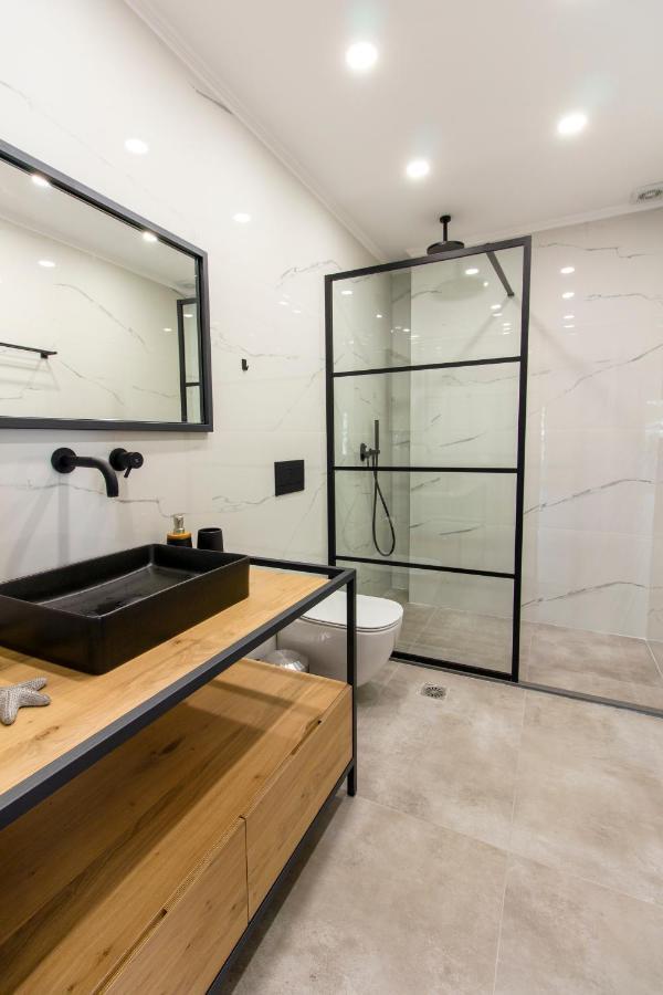 Chic And Minimalistic With Sea View Heraklion (Crete)