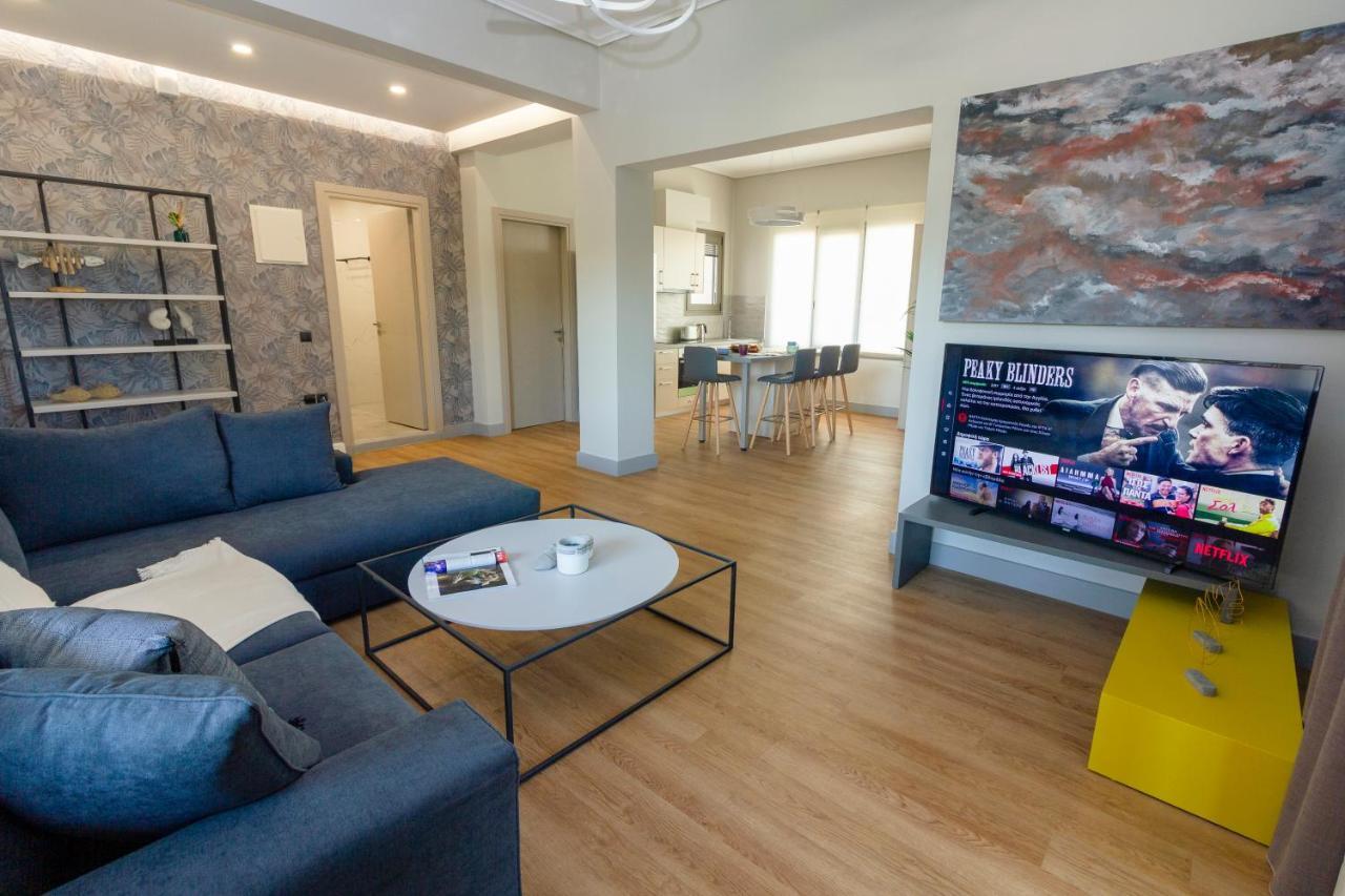 Chic And Minimalistic With Sea View * Heraklion (Crete)