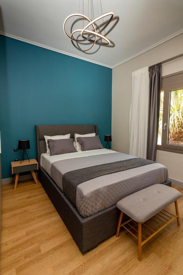Chic And Minimalistic With Sea View *